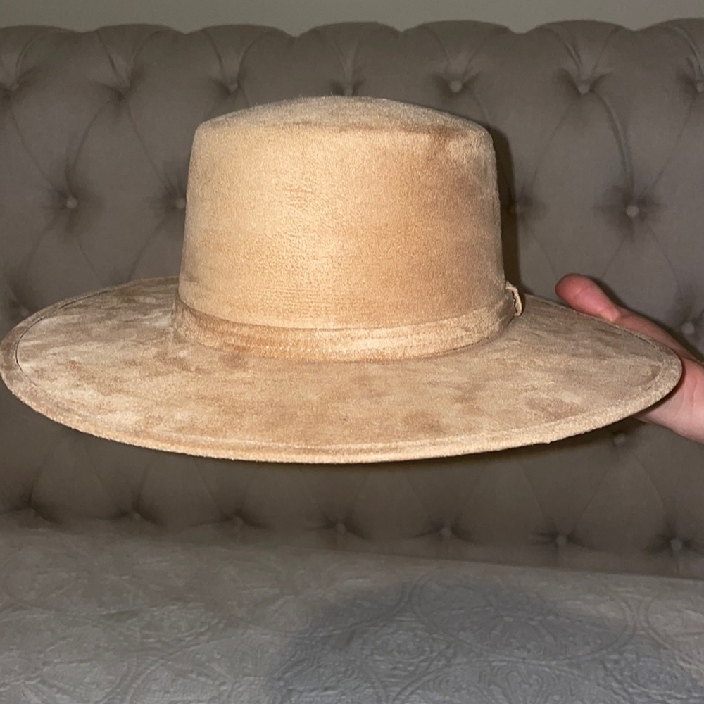 Casual brown hat